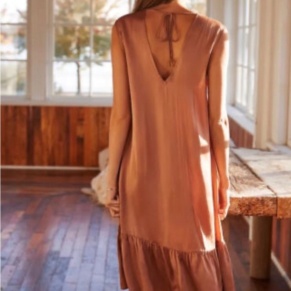 Anthropolgie Crochet Trimmed Midi Dress Large NWT - Picture 3 of 4